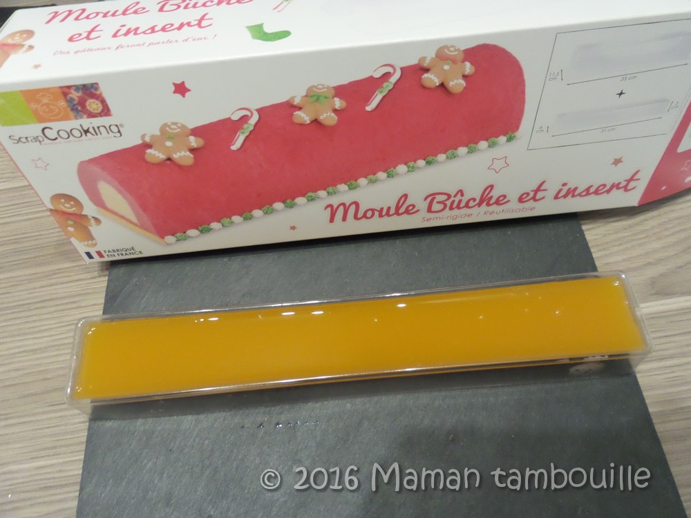 Moule à Bûche avec insert plastique - Scrapcooking - cuisineaddict