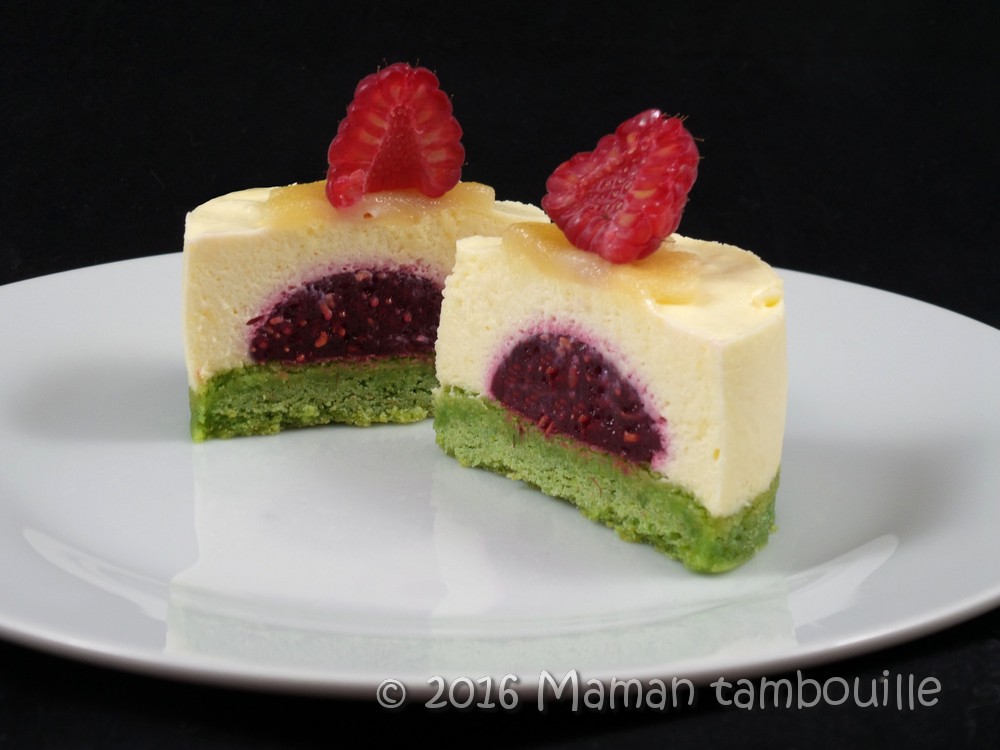 Entremet Pistache Framboise Et Creme D Amande Maman Tambouille