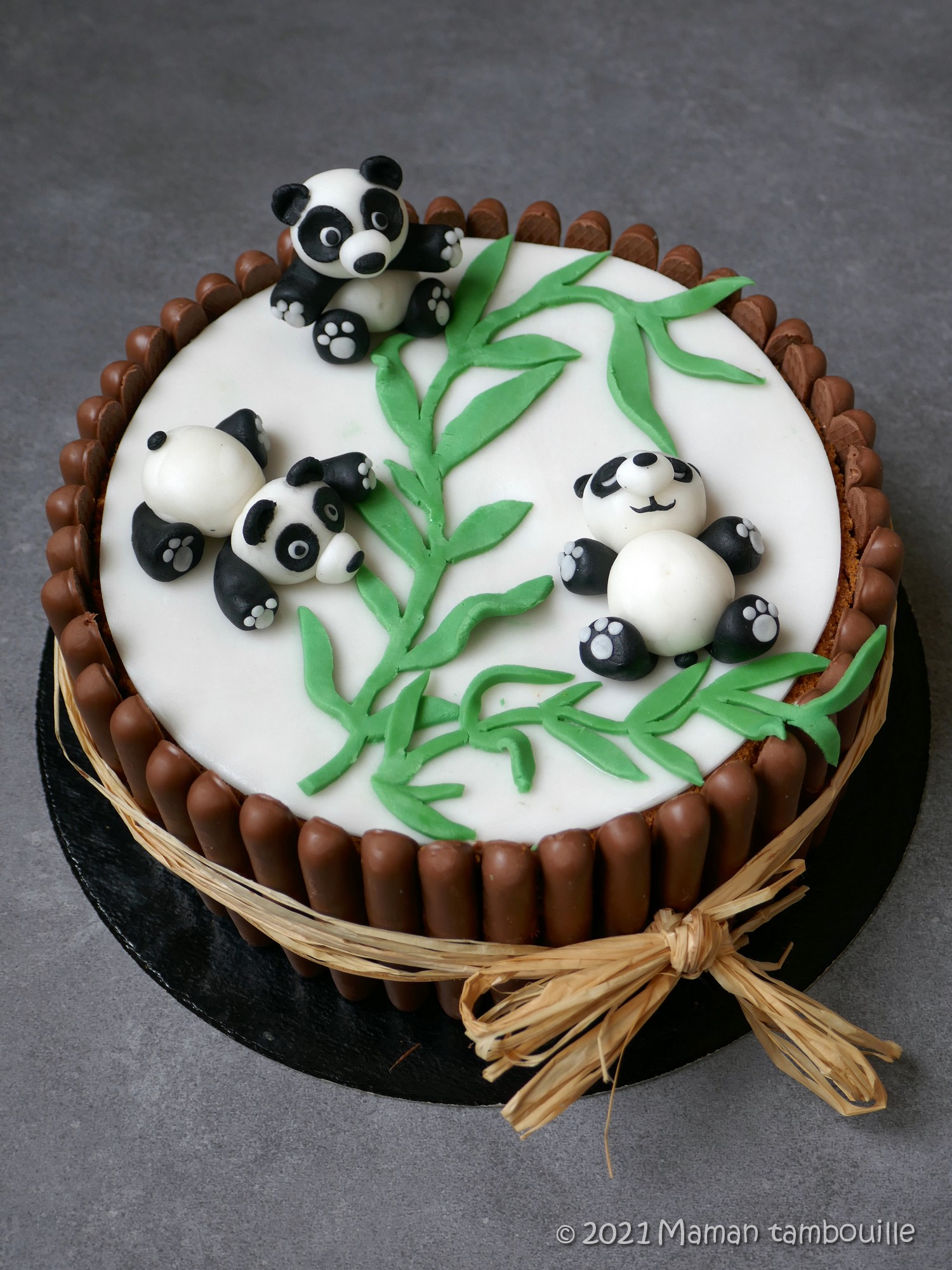 Gateau panda d'anniversaire en pâte à sucre - Blog Ne le dites à Personne