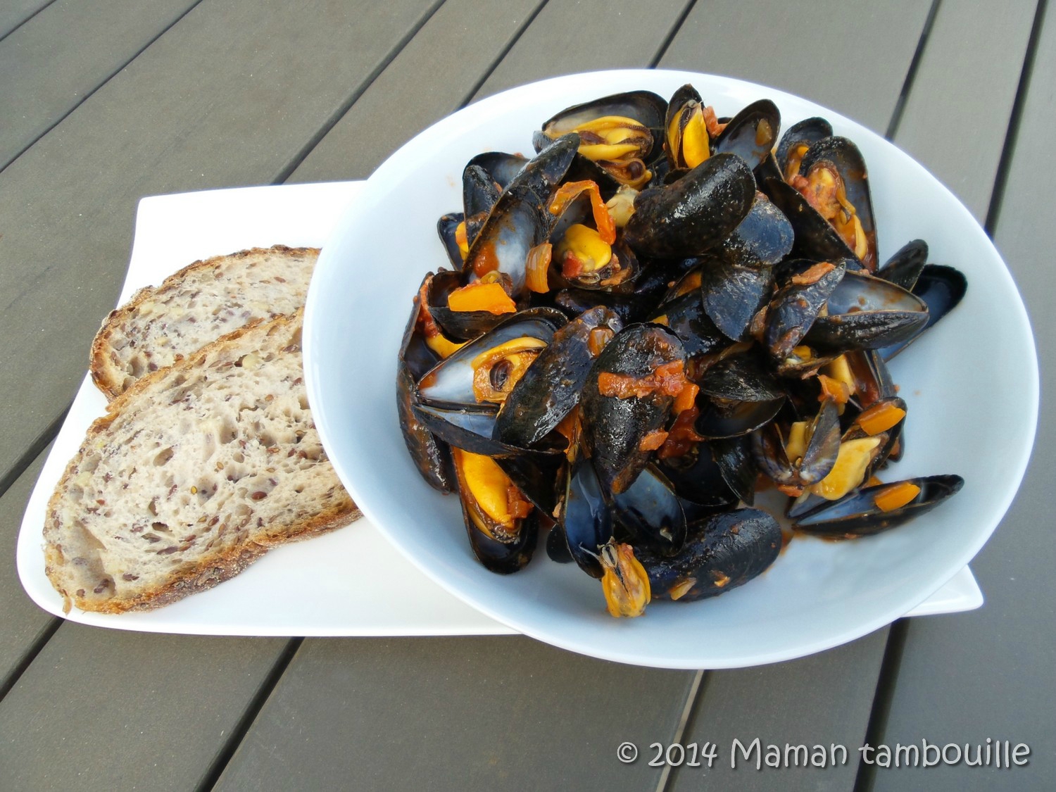 Read more about the article Moules sauce tomate/poivron/bacon