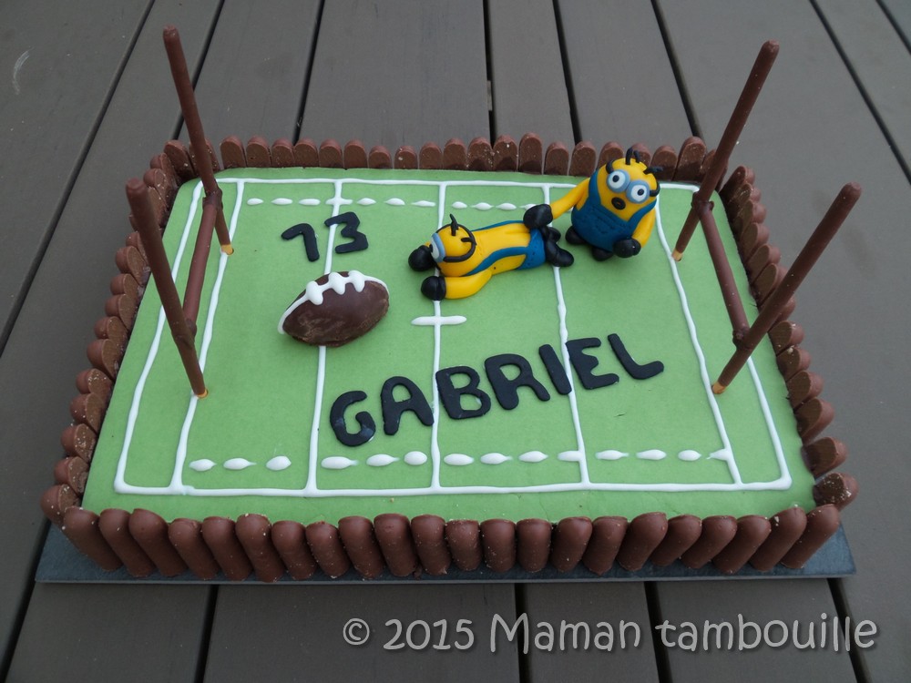 You are currently viewing Gâteau rugby des minions