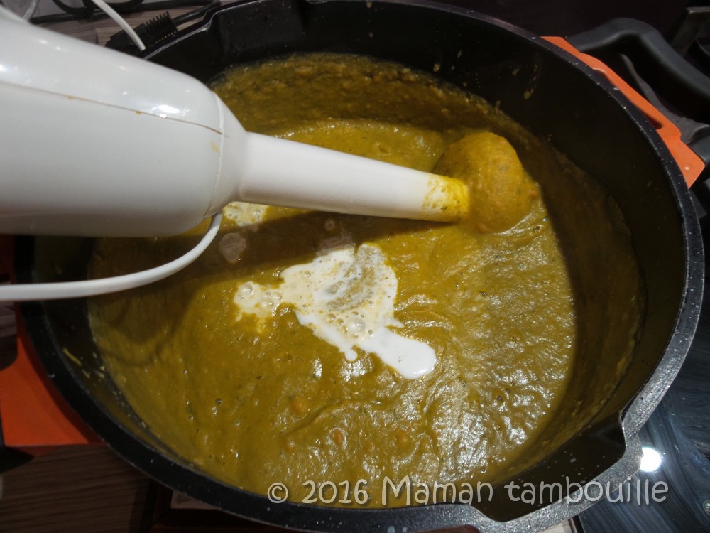 Soupe de lentilles corail et lait de coco Maman Tambouille