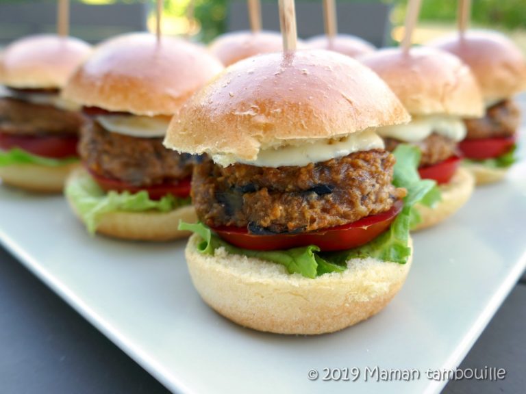 Read more about the article Minis burgers au steack d’aubergine