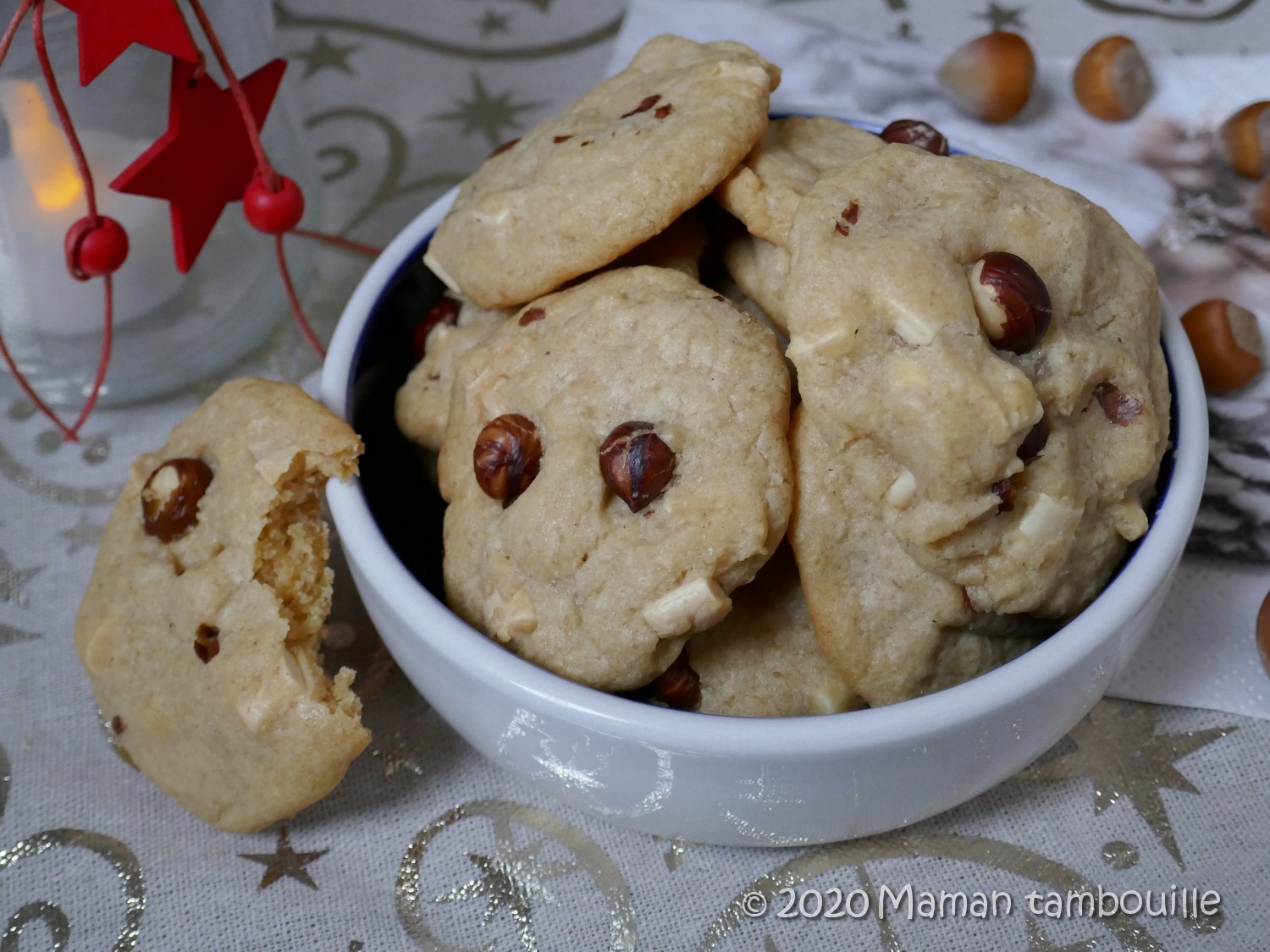 Read more about the article Cookies chocolat blanc et noisettes